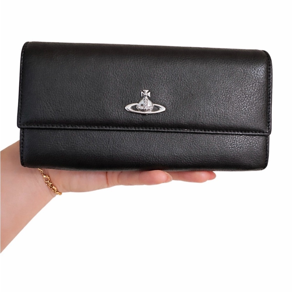 ❌SOLD ❌Vivienne Westwood Black Leather Bi-fold Wallet with Silver Orb Logo